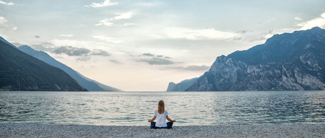 Le yoga se pratique aussi dans la nature Les bonnes raisons d'une pratique de yoga en plein air