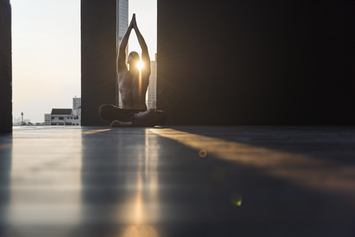 quel est le meilleur moment pour pratiquer le yoga ? Quand pratiquer le yoga dans la journée
