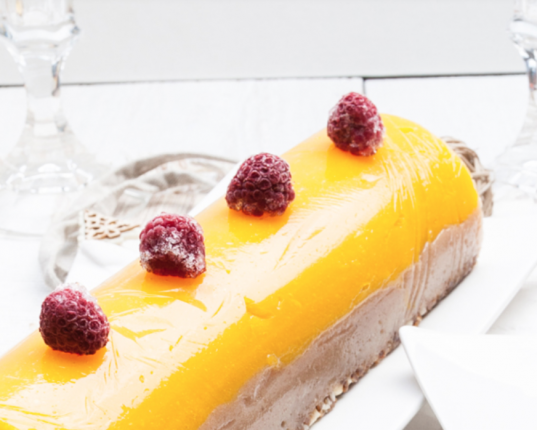 La buche de Noël aux Fruits Vegan et sans gluten